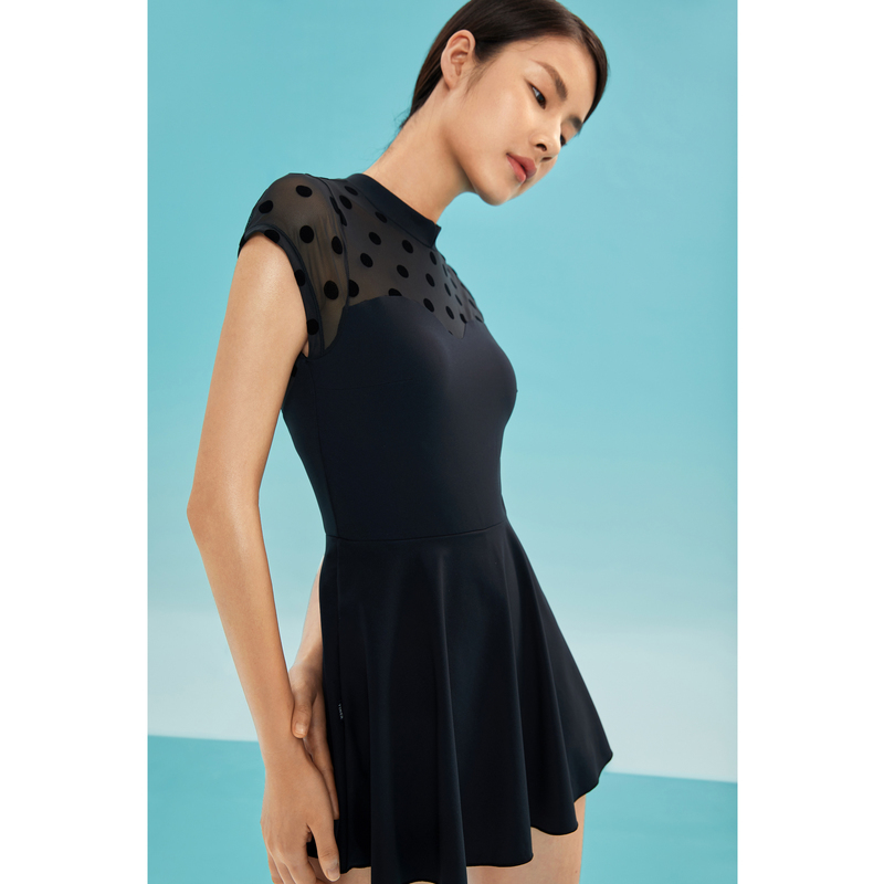 YINER LIFE 波点拼接遮肚显瘦裙式连体泳衣8J50215060