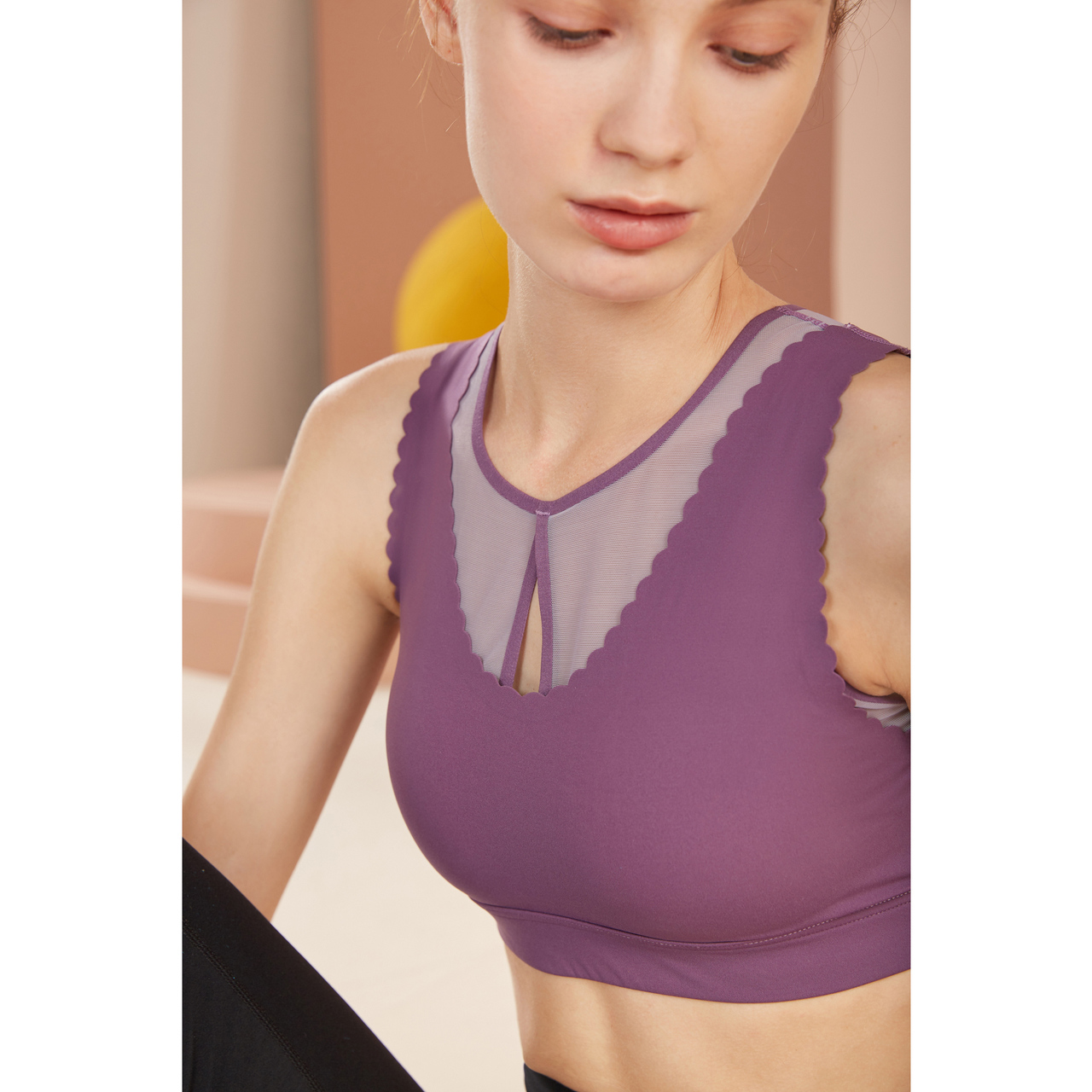 YINER LIFE 网纱拼接舒适透气背心式运动文胸8J59306020