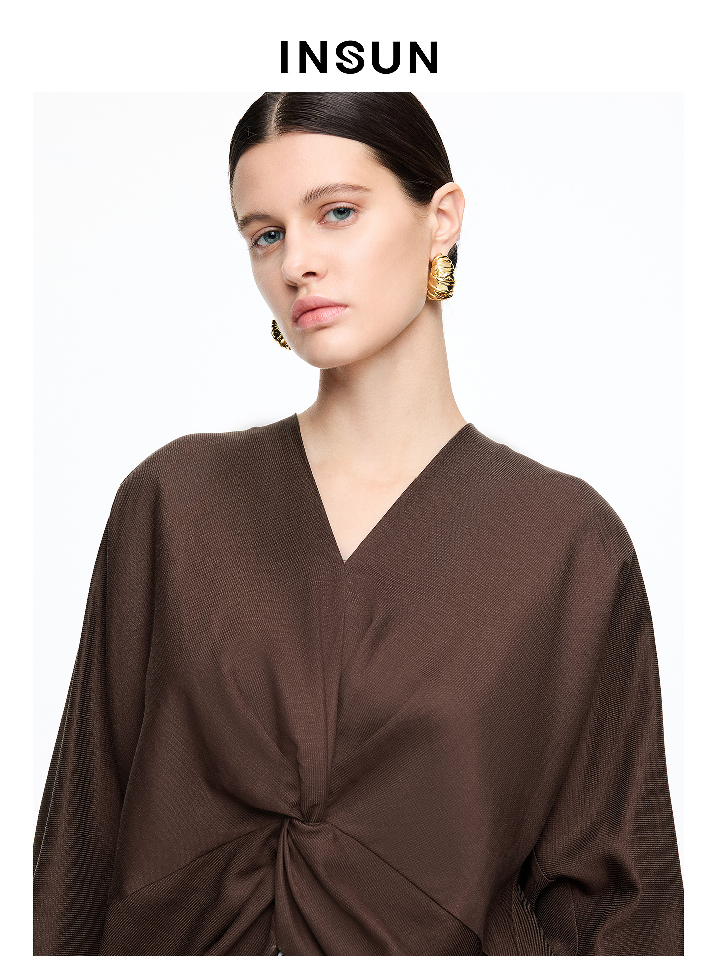 INSUN恩裳专选2026春季老钱风V领气质亚麻长袖衬衫9C66170070