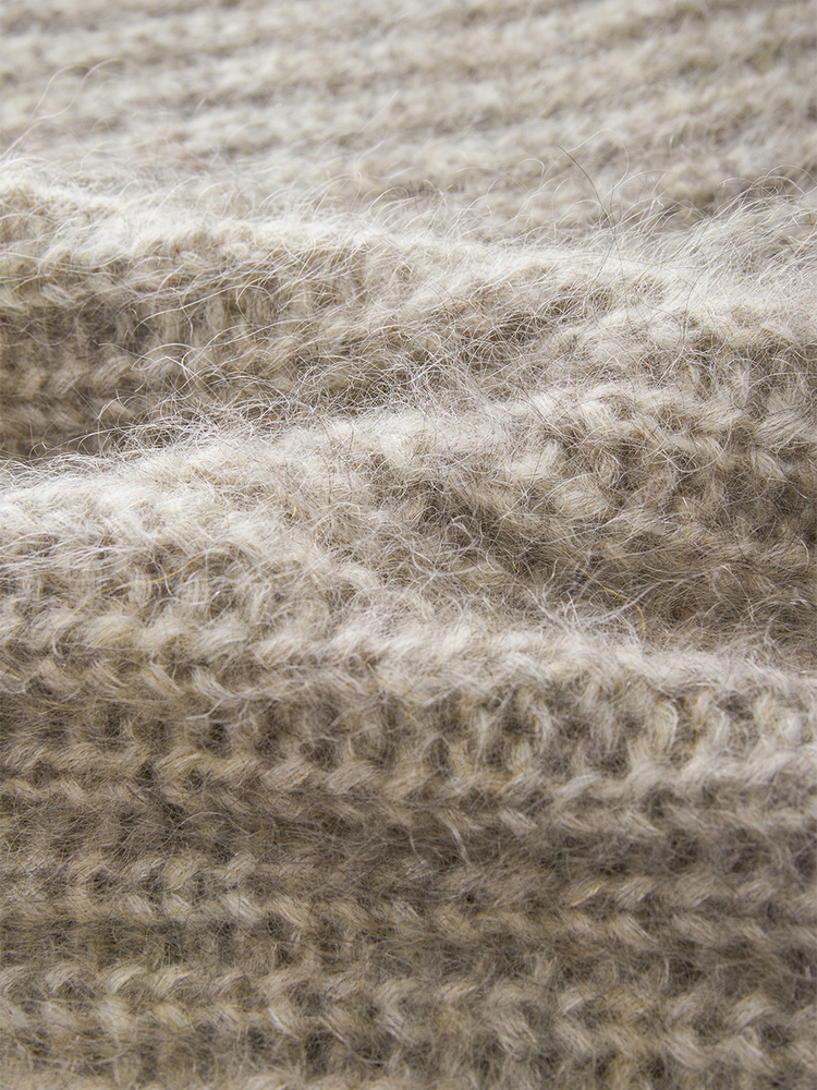 INSUN恩裳2024秋季定纺环保马海毛羊毛混纺披肩9C34390030