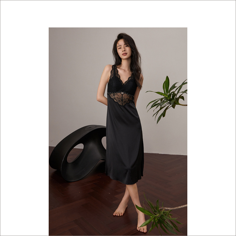  女士缎面带杯性感大露背精致蕾丝家居睡裙8J53205200