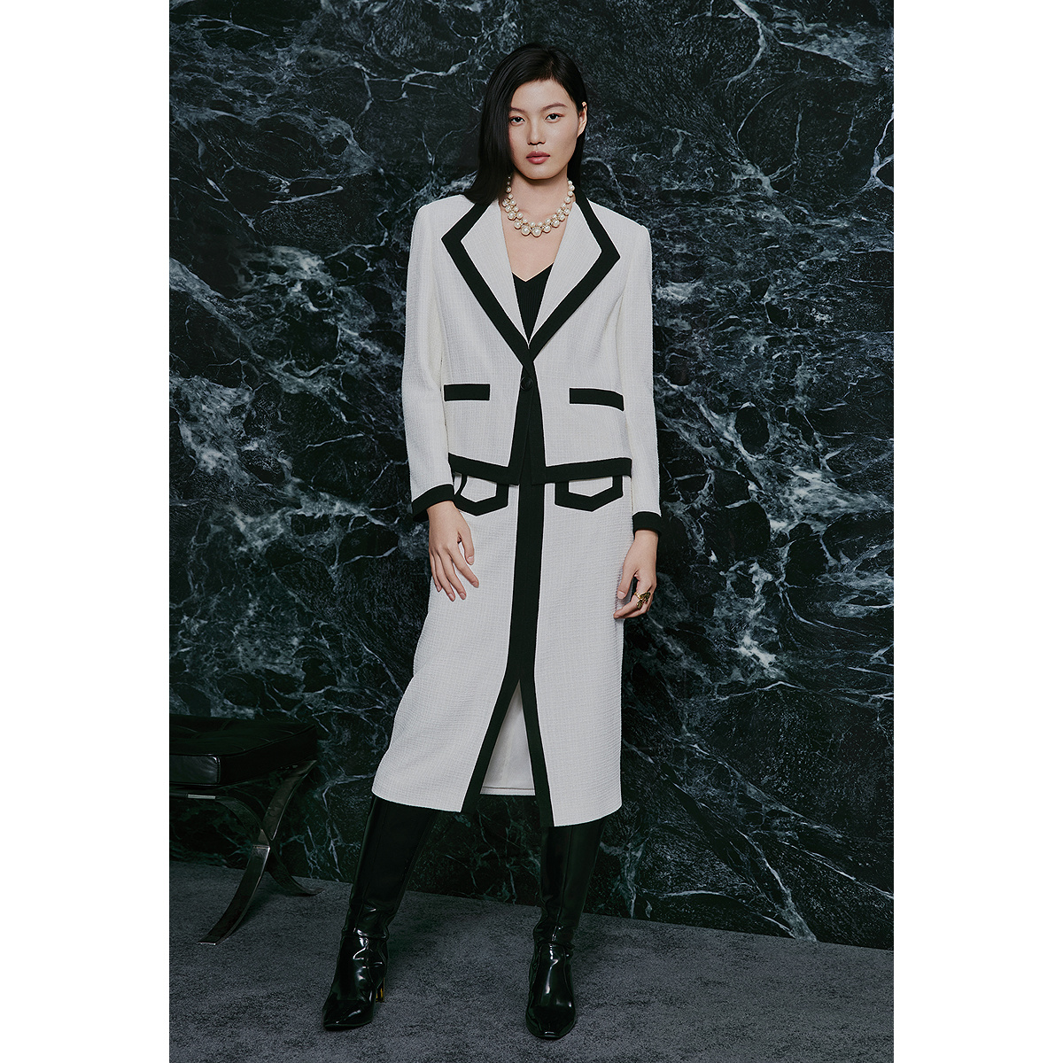 OBBLIGATO奥丽嘉朵2025秋季新品亚麻混纺粗花呢小香风宽翻领外套1C35310120