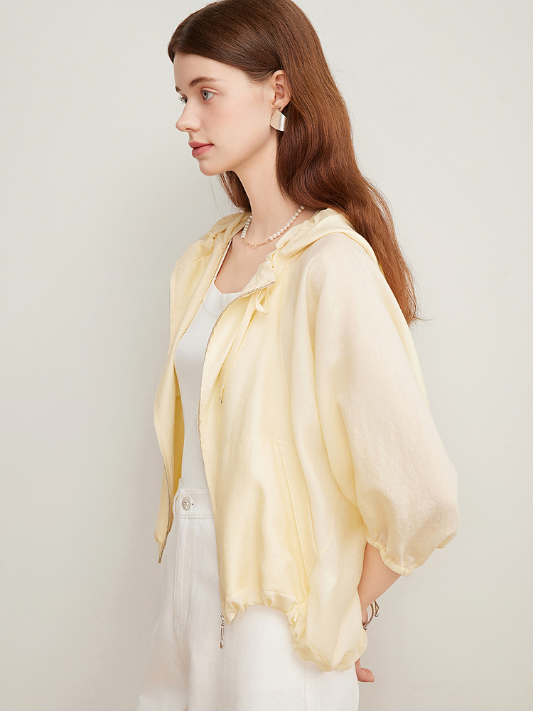 Goodland美地女装2025夏季浅黄色宽松防晒醋酸连帽短外套薄款LC35210030