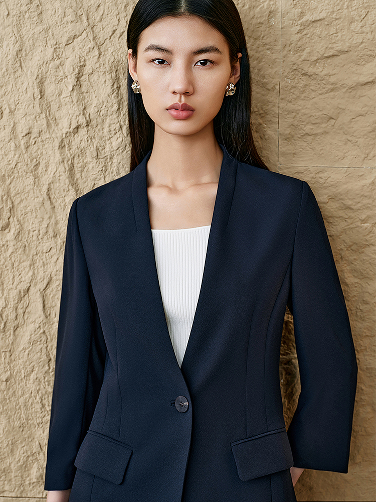 INSUN恩裳专选2025夏季无领设计一粒扣职业西装9C65210010