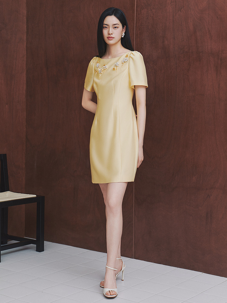 OBBLIGATO奥丽嘉朵2026夏季新款醋酸手工钉珠收腰气质场合连衣裙1C66205430