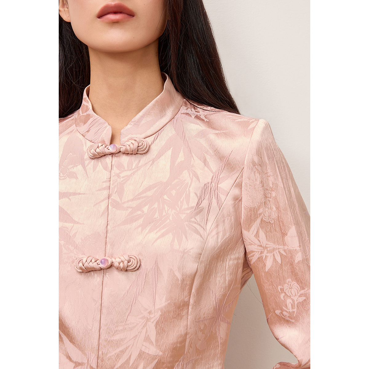 OBBLIGATO奥丽嘉朵2025秋季新品提花褶皱肌理反琵琶扣新中式上衣1C35310270