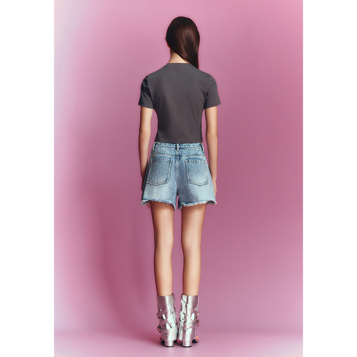 SALT.P可颜 2026夏季新款碳灰渐变爱心短款T恤AC36260040