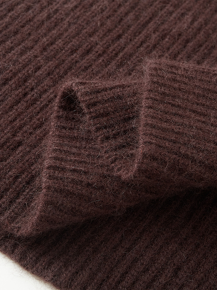 INSUN恩裳2025冬季极简绒感围巾9C35590020