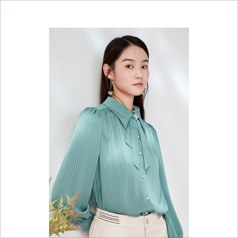 音儿美地女装2023春季新款衬衫LC63130300