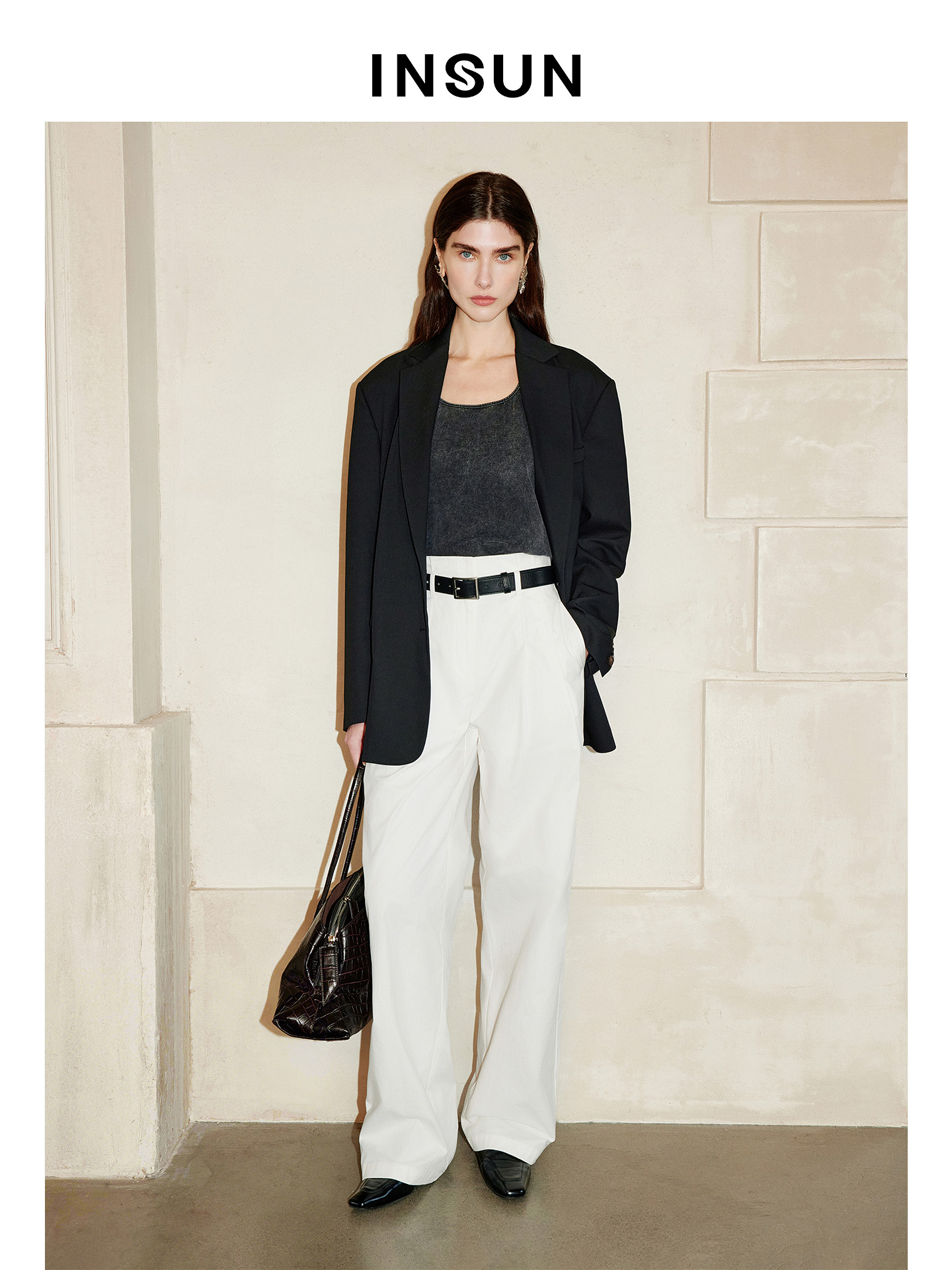INSUN恩裳2026春季商务风修身显瘦利落感西装外套9C36110180