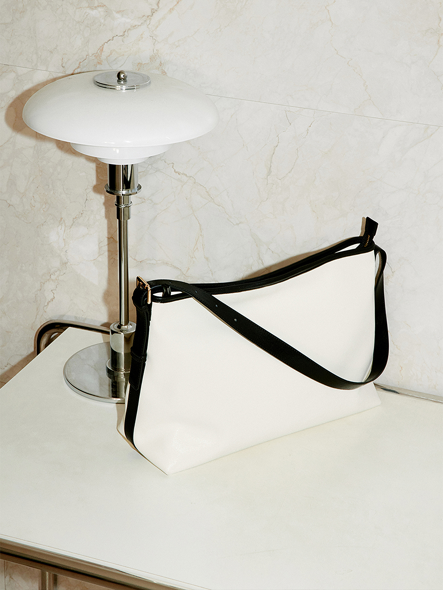 COVERINS2026夏新款白色牛皮革单肩包手拎包CC36291020