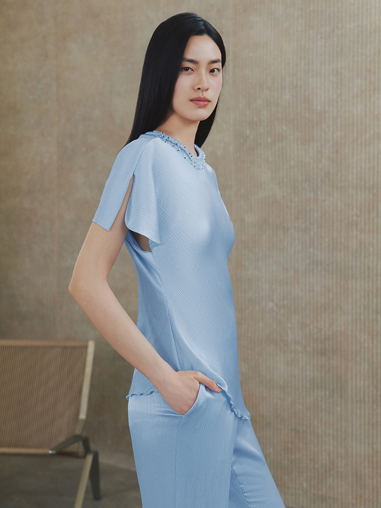 OBBLIGATO奥丽嘉朵2026夏季圆领钉珠收腰不对称下摆压褶女上衣1C36270180