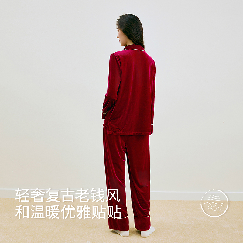 贵气多”金“ 钻光丝绒家居套装8J34305030