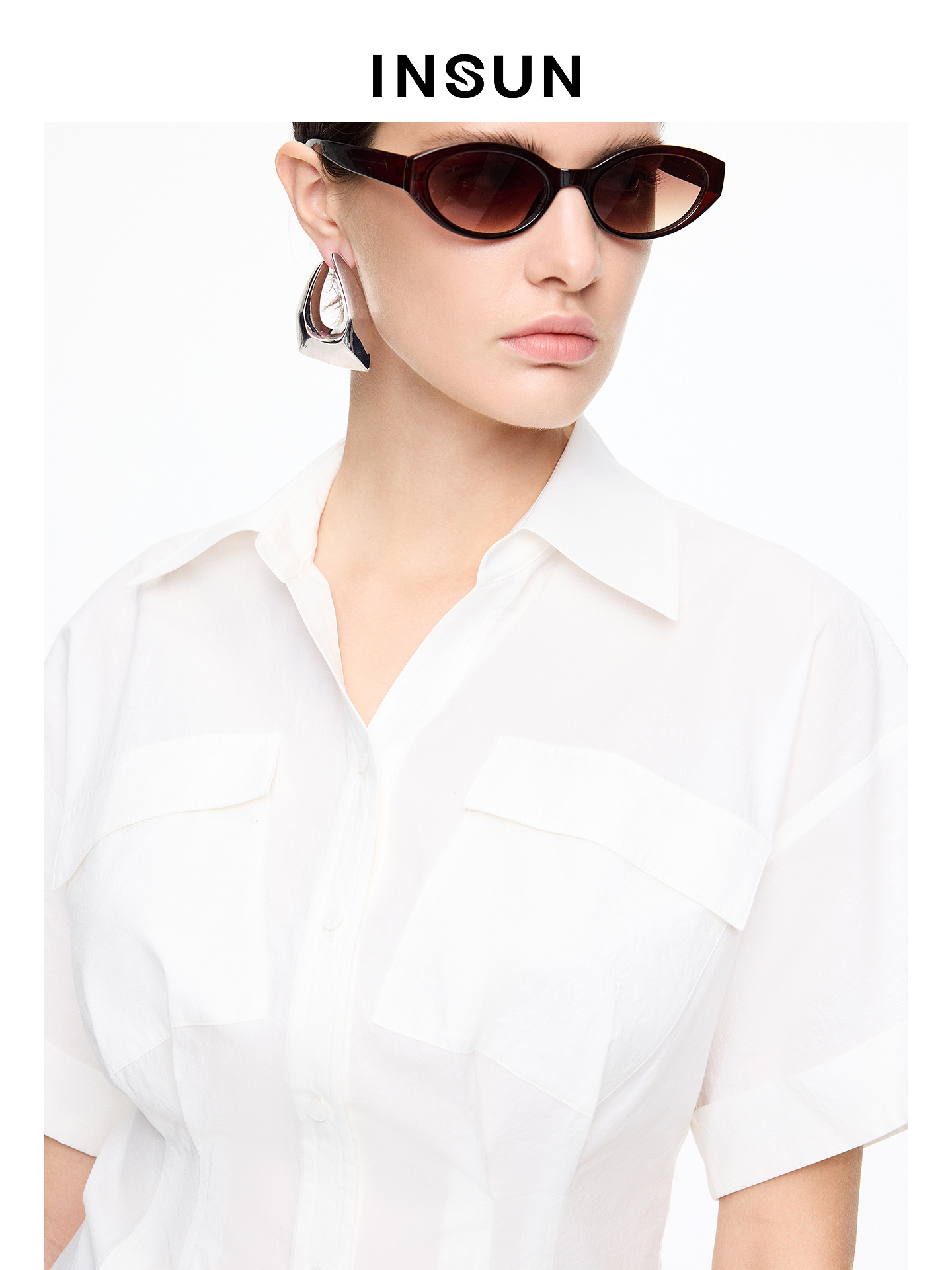 INSUN恩裳专选2026夏季V领百搭收腰100%棉衬衫9C66230010