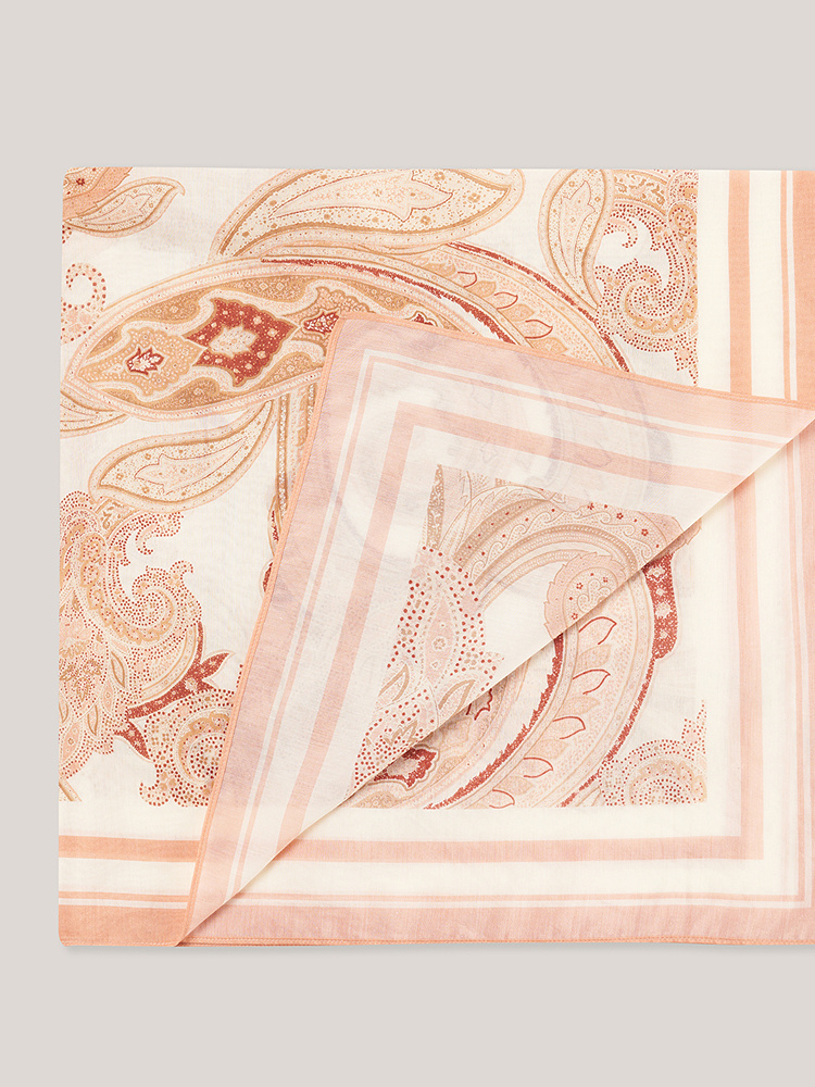 Goodland美地2026春季新款方巾LC36190010