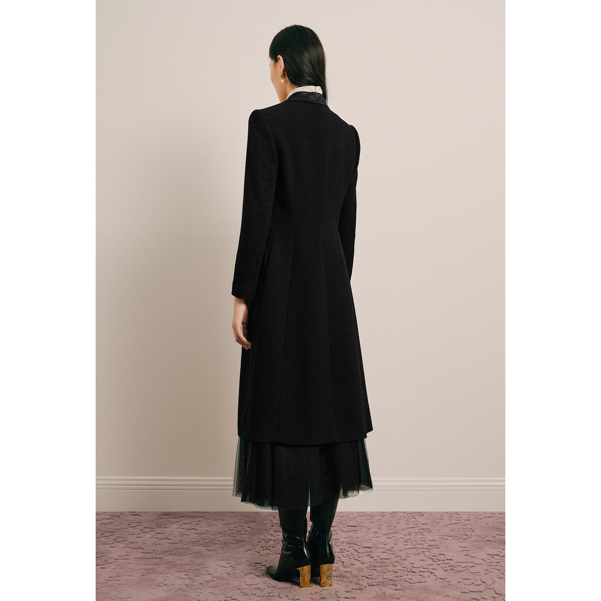 OBBLIGATO奥丽嘉朵2025春季金标戗驳领手工珠片一粒扣风衣1C35107010