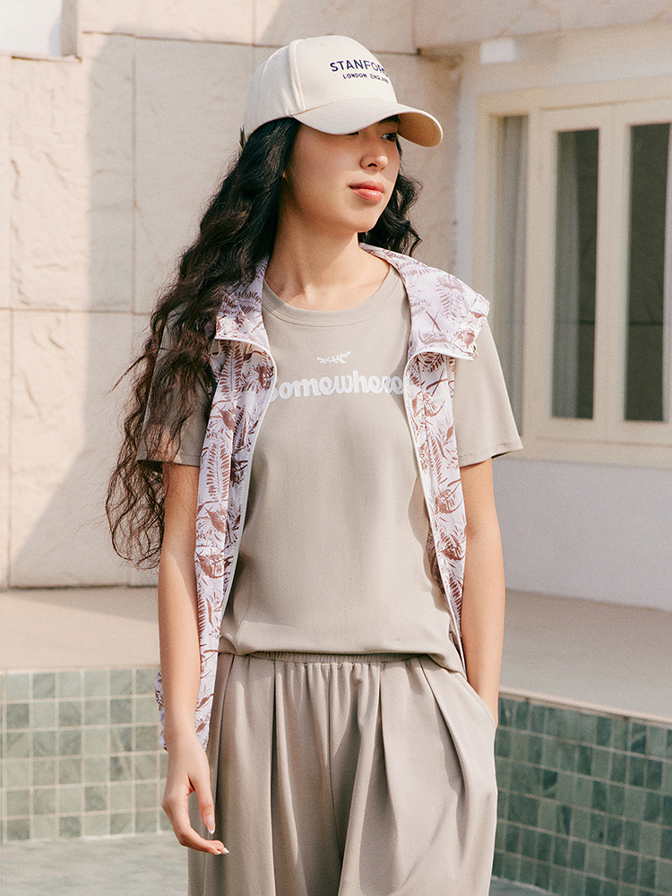 XII BASKET十二篮26夏新款零感轻量山系印花连帽户外防晒马甲7C36201470