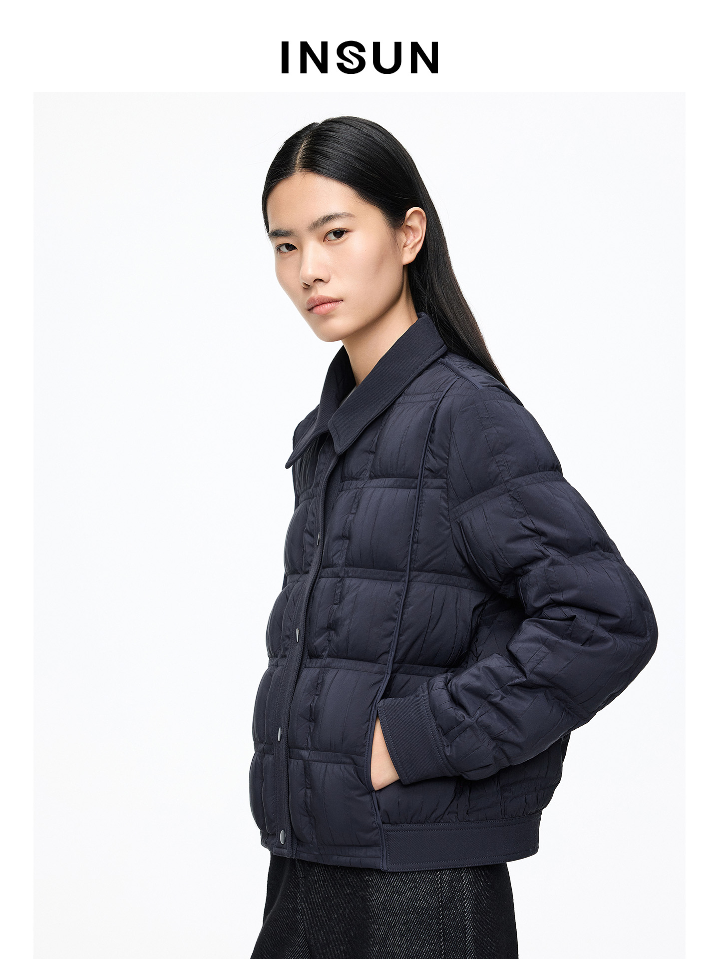 INSUN恩裳专选2026春季翻领利落感鹅绒短款羽绒服9C66108600