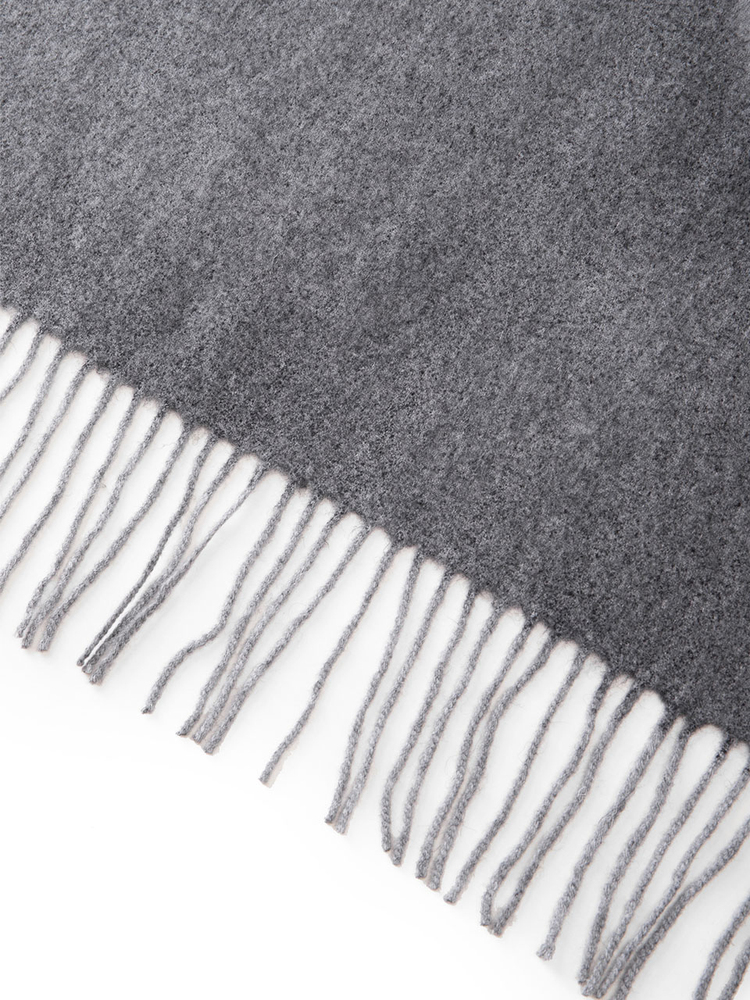 INSUN恩裳2024冬季亲肤羊毛流苏长款围巾9C34590050