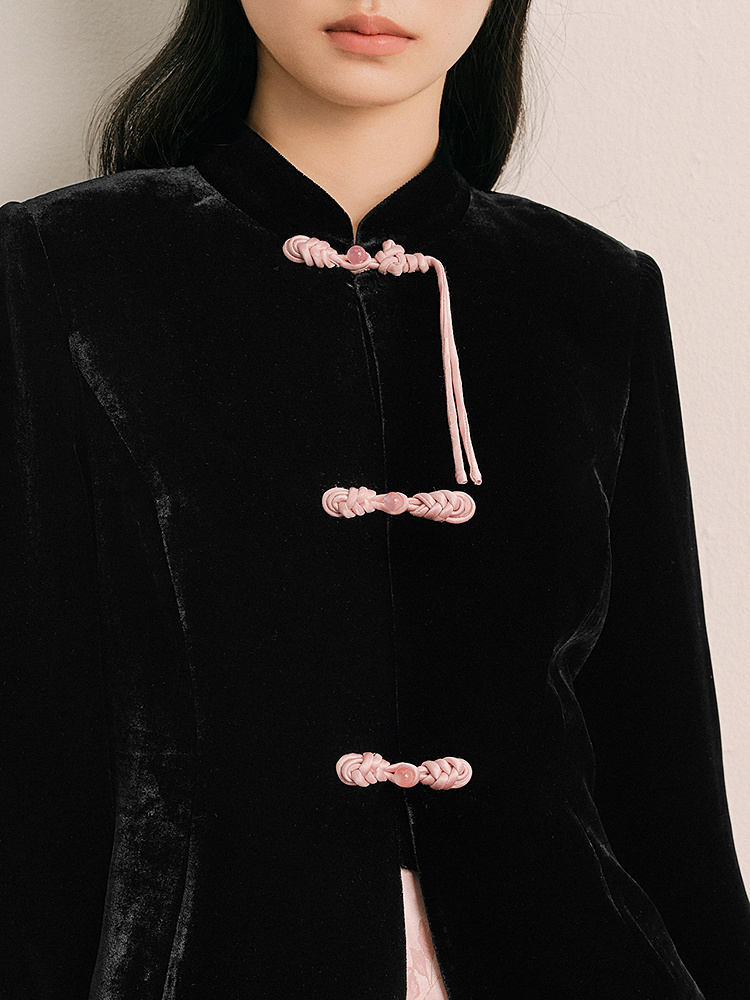 OBBLIGATO奥丽嘉朵2025秋季黑色新中式盘扣丝绒外套1C35310160