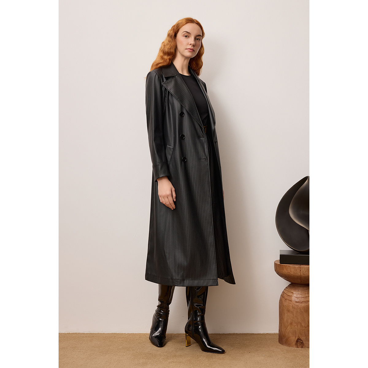 OBBLIGATO奥丽嘉朵2025冬季新品可水洗仿皮质感弹力翻领风衣外套1C35507040