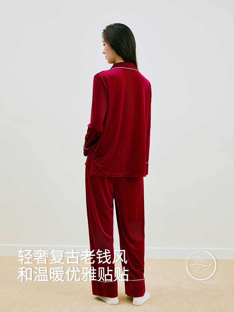 贵气多”金“ 钻光丝绒家居套装8J34305030