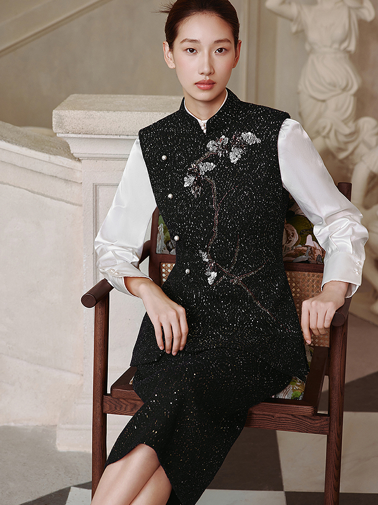 Song of Song歌中歌2025冬季新品墨韵流光·新中式珠片绣花马甲5C35501020