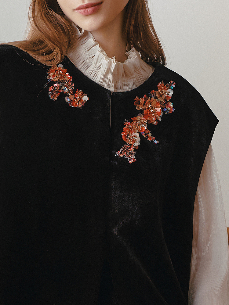 OBBLIGATO奥丽嘉朵2026春季新款立绒手工钉珠绣花真丝丝绒马甲1C36101070