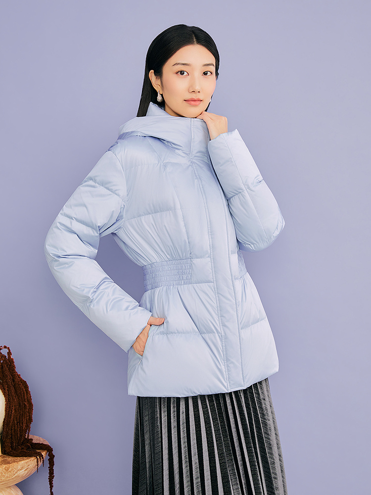 YINER音儿专选2026冬季新款时尚减龄绗缝工艺收腰短款连帽羽绒服8C66508176