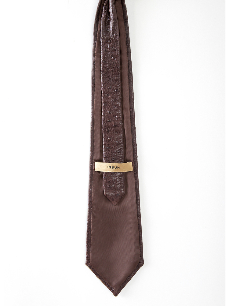 INSUN恩裳2024秋季复古褶皱肌理感绵羊皮真皮领带9C34393010