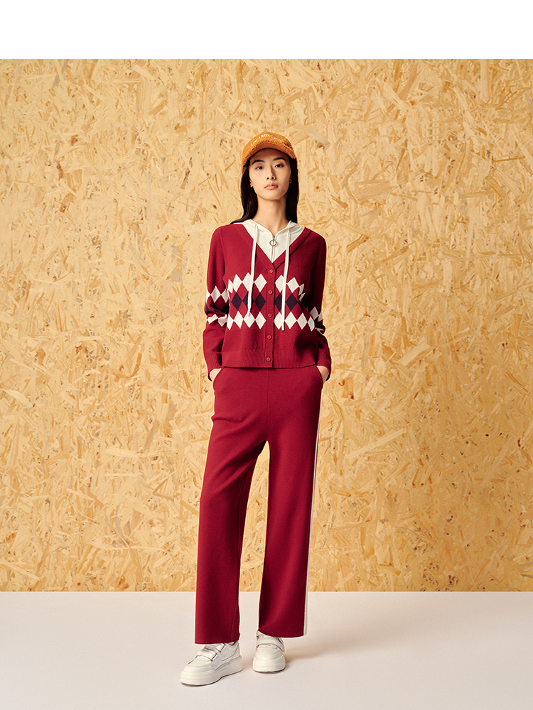 ToyzY24春菱格提花假两件酒红针织外套7C54106510