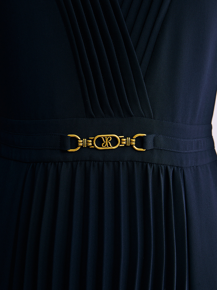 YINER音儿专选2026夏季新款时尚优雅镂空圆领风琴褶收腰连衣裙8C66205076