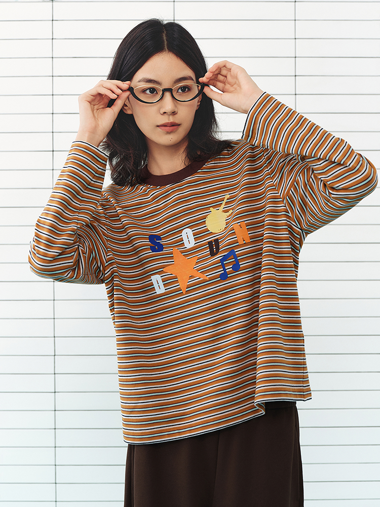 ToyzY2026冬季新款休闲落肩棉氨混纺彩色趣味印花条纹T恤ZC36560050