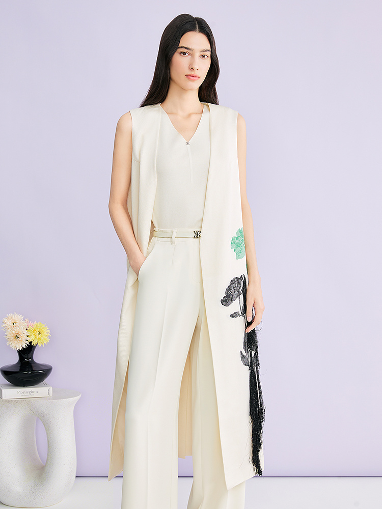 YINER音儿2026夏季新款优雅知性V领重工提花流苏装饰斜纹肌理马甲8C36201280