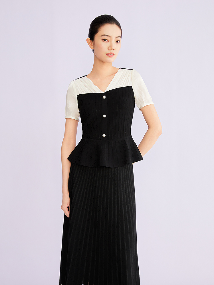 YINER音儿专选2026夏季新款时尚优雅撞色赫本风V领针梭拼针织衫8C66206206