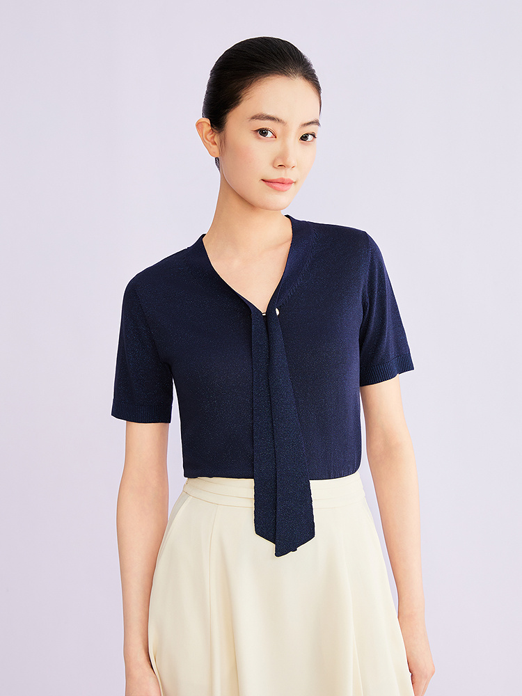 YINER音儿专选2026夏季新款优雅知性V领飘带闪丝肌理H型针织衫8C66206276