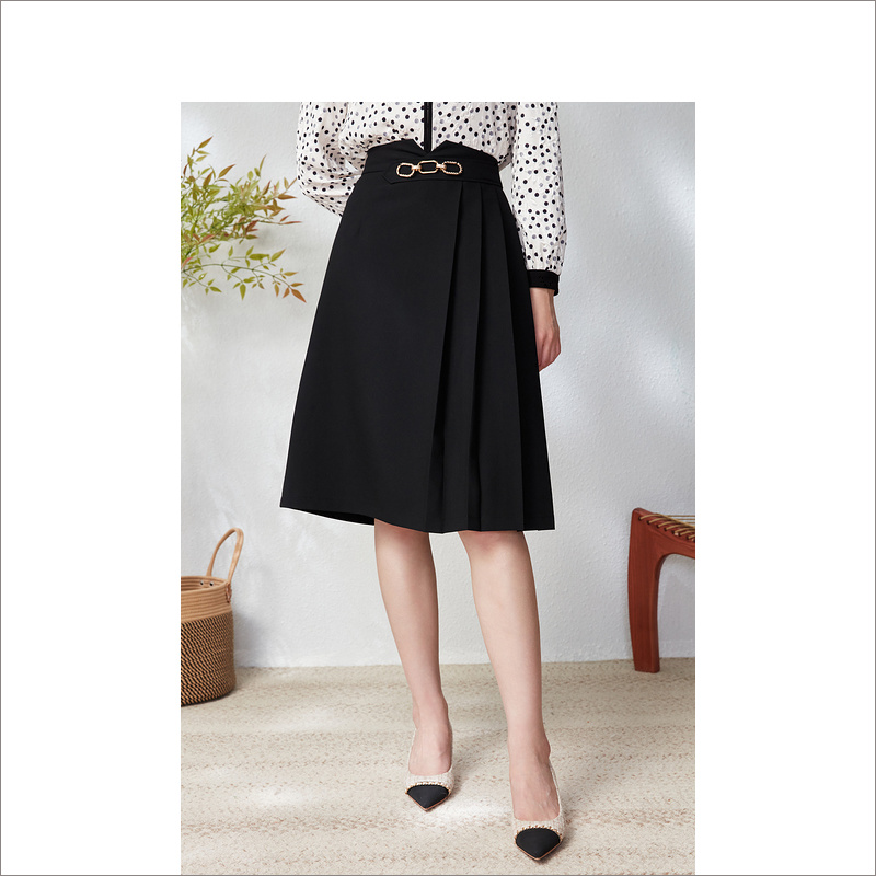 音儿美地女装2023春季新款半身裙LC63150320