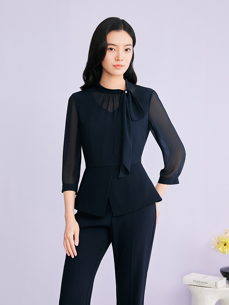 YINER音儿专选2026夏季新款优雅通勤系带圆领醋酸混纺衬衫上衣8C66270006