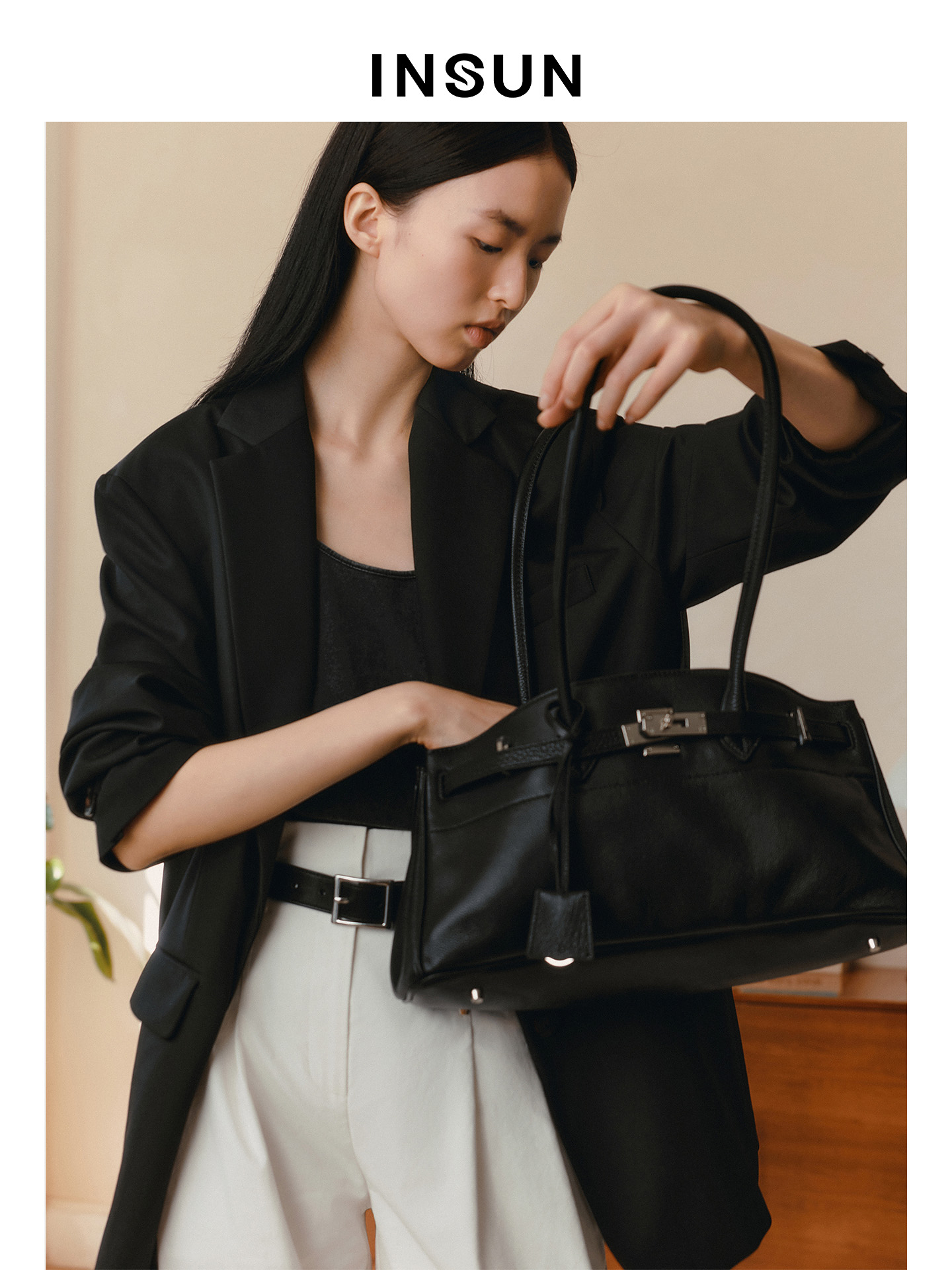 INSUN恩裳2026春季商务风修身显瘦利落感西装外套9C36110180