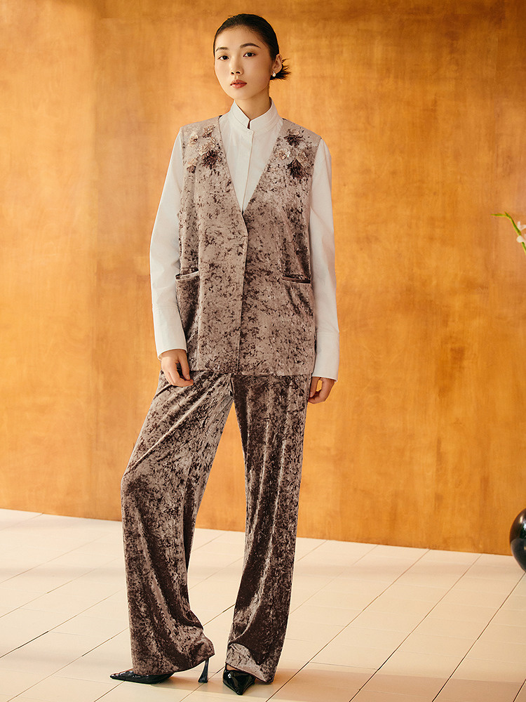 OBBLIGATO奥丽嘉朵2025冬季珠片钉珠钻石冰花丝绒新中式马甲1C35501010