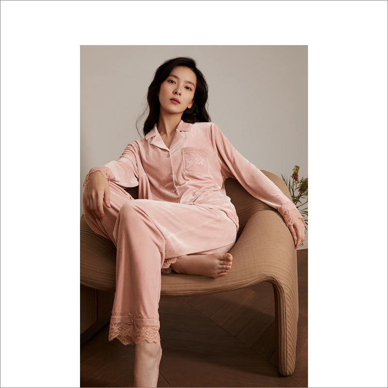 YINER LIFE 轻奢光彩金丝绒家居套装8J52505200