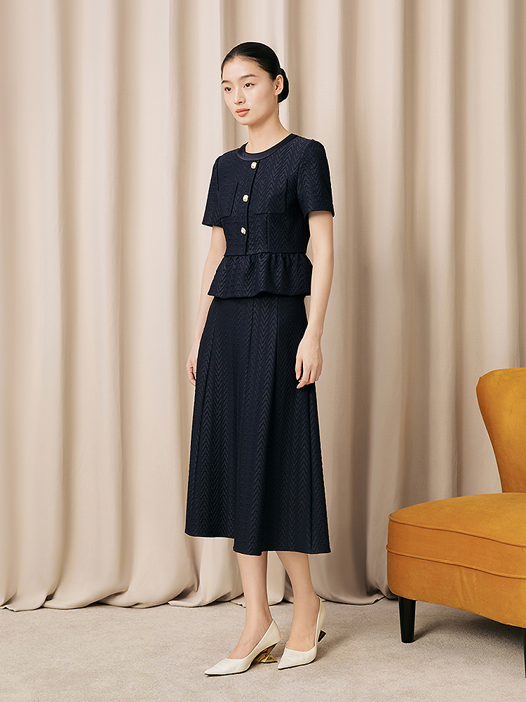 Song of Song歌中歌2026夏季新款纹理感通勤显瘦高腰翻领短外套5C66270016