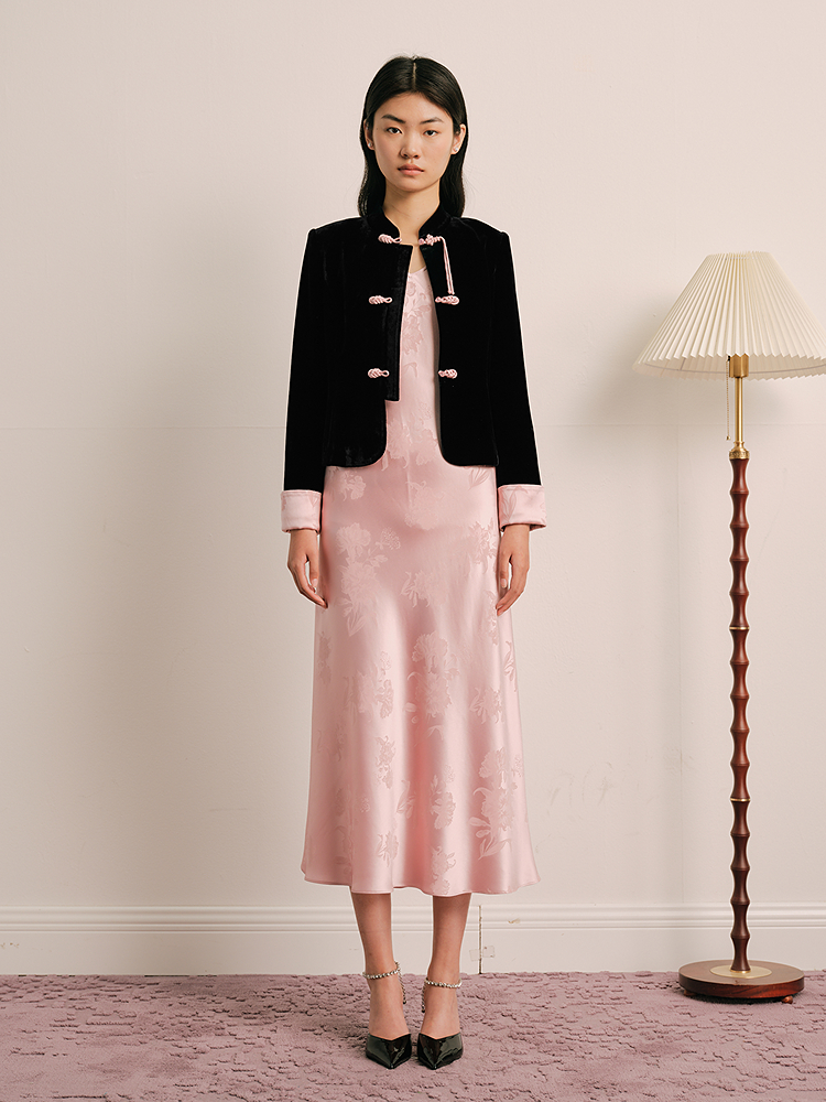 OBBLIGATO奥丽嘉朵2025秋季黑色新中式盘扣丝绒外套1C35310160