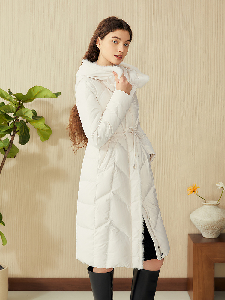 【厚实高克重】YINER音儿专选2025春季新款保暖水貂毛条长羽绒服8C65108126