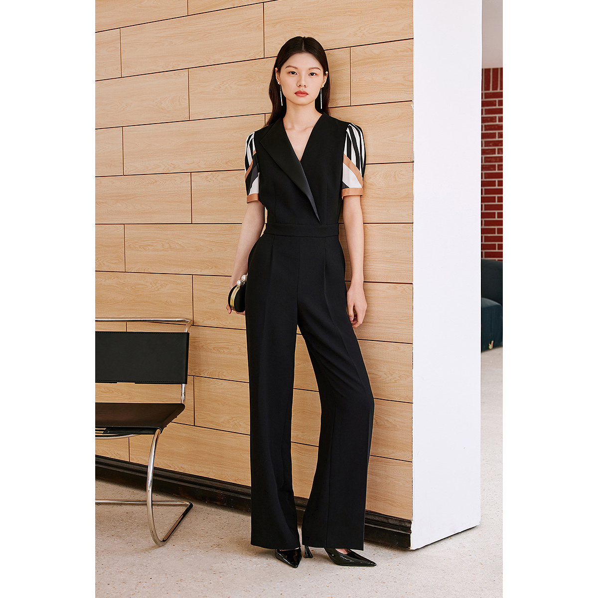 OBBLIGATO奥丽嘉朵2025夏季新品V领条纹拼接显瘦连体服1C35202120