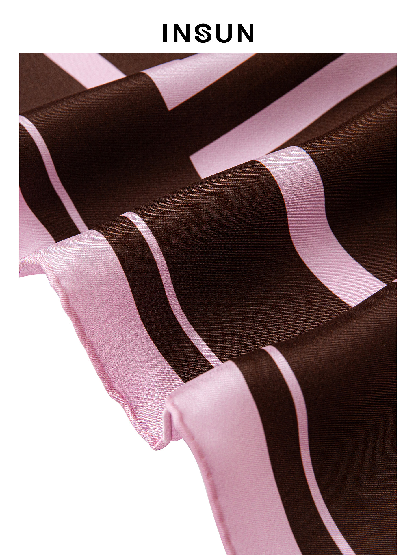 INSUN恩裳2026春季双面印花几何桑蚕丝丝巾9C36190010