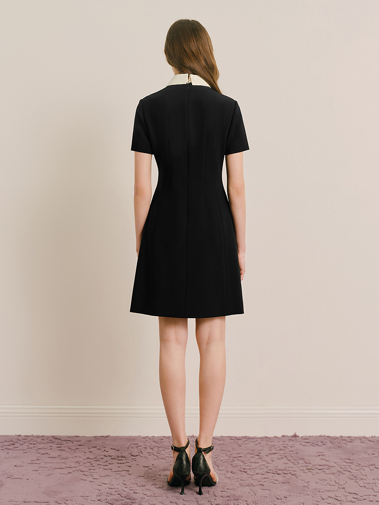 OBBLIGATO奥丽嘉朵专选2025夏季新品尖领撞色绣花扣收腰连衣裙1C65205450