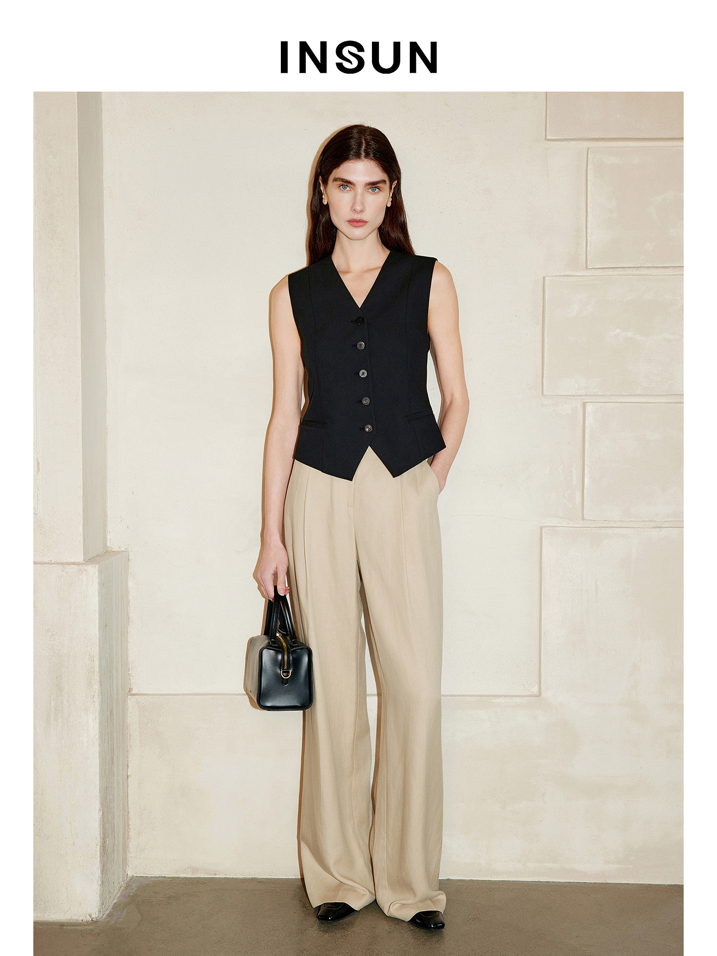 INSUN恩裳2026夏季通勤风收腰显瘦肌理感马甲9C36201130