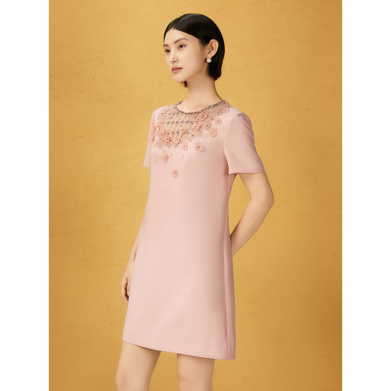 Song of Song歌中歌2025夏季新品四面弹樱花粉重工钉珠连衣裙5C65205136