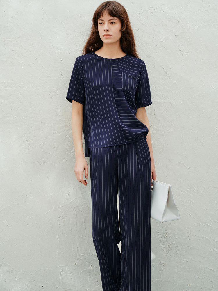 INSUN恩裳2023夏季简约百搭竖条纹宽肩舒适透气衬衫上衣9C63270310